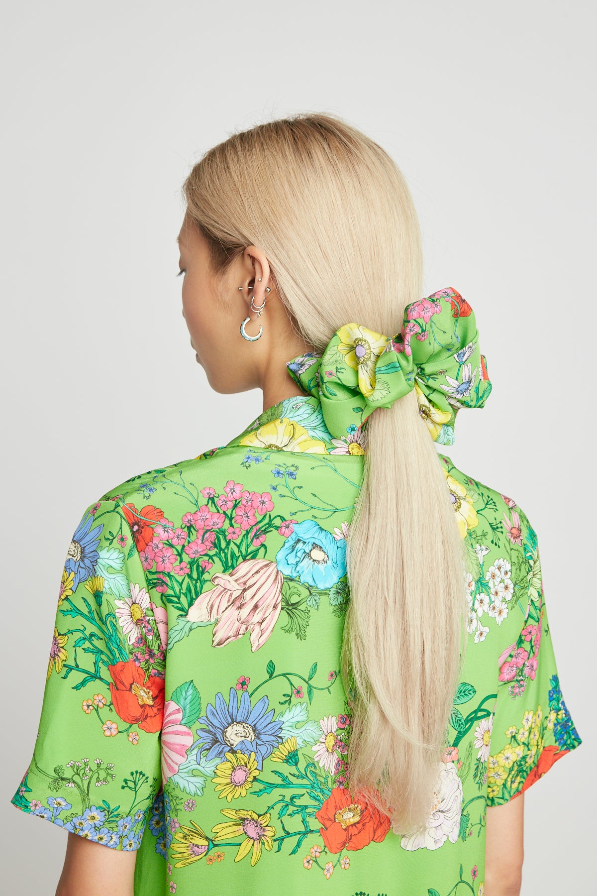 Joust flourishing scrunchie - Green floral